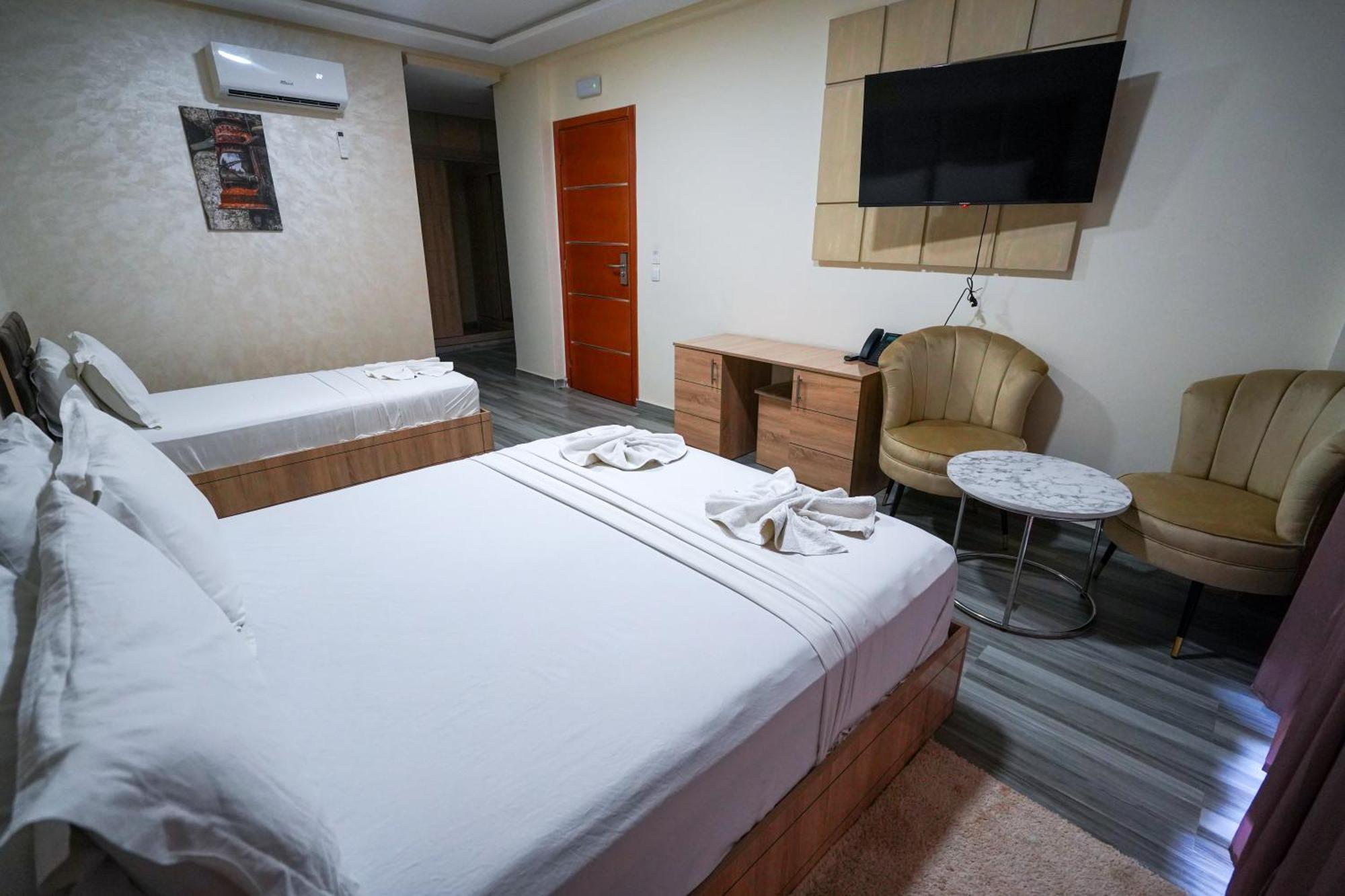 Fekri Hotel แมกเนส ภายนอก รูปภาพ